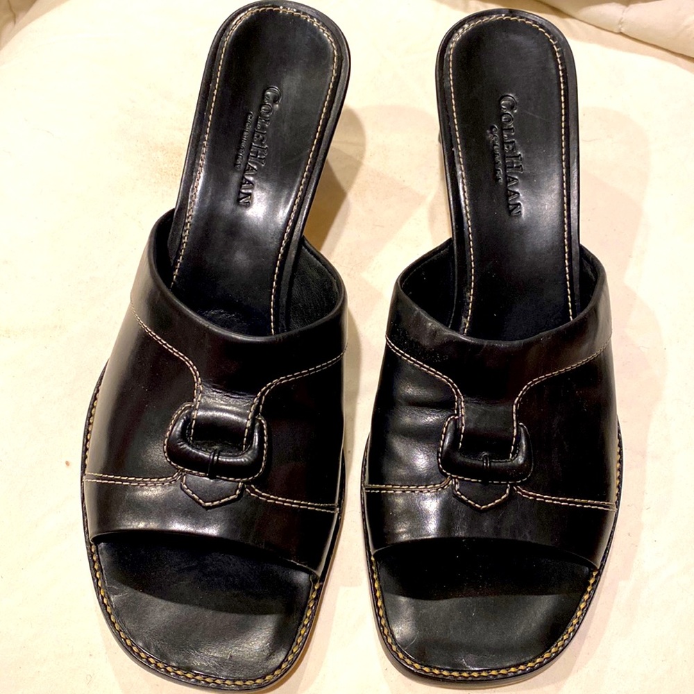 Cole Haan Country sandals size 10 black leather with white stitching